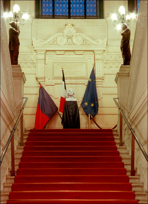 ed-obj-mariannesitu-mair3.jpg